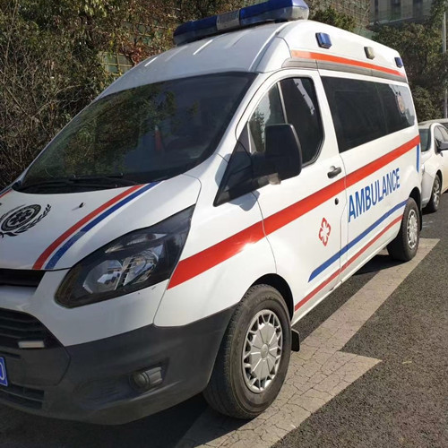 临翔品质救护车出租,为您的健康出行负责