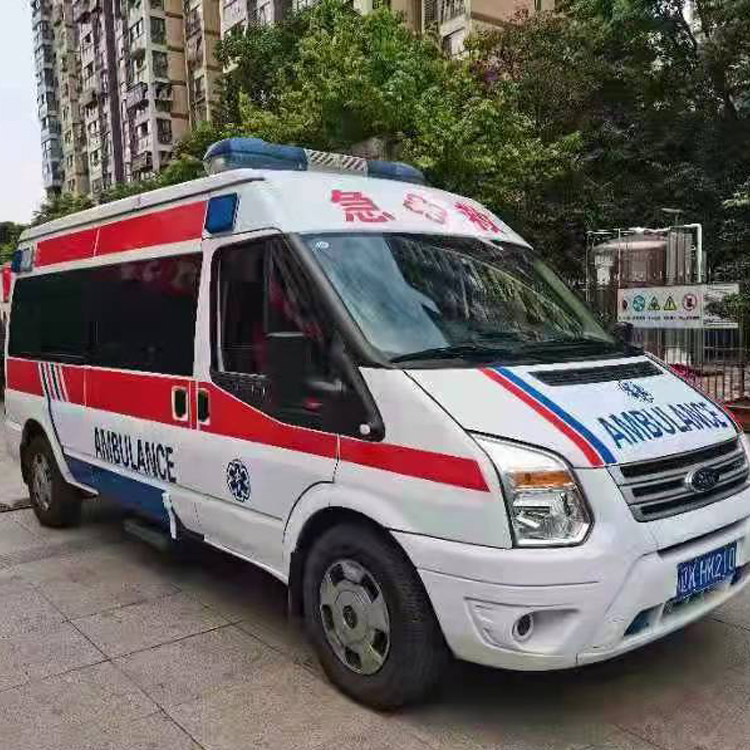 临翔长途救护车护送病人返乡